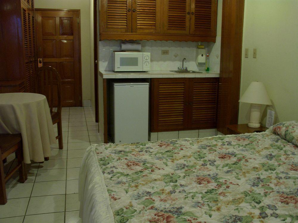 Hotel Mansion Teodolinda Managua Exterior photo